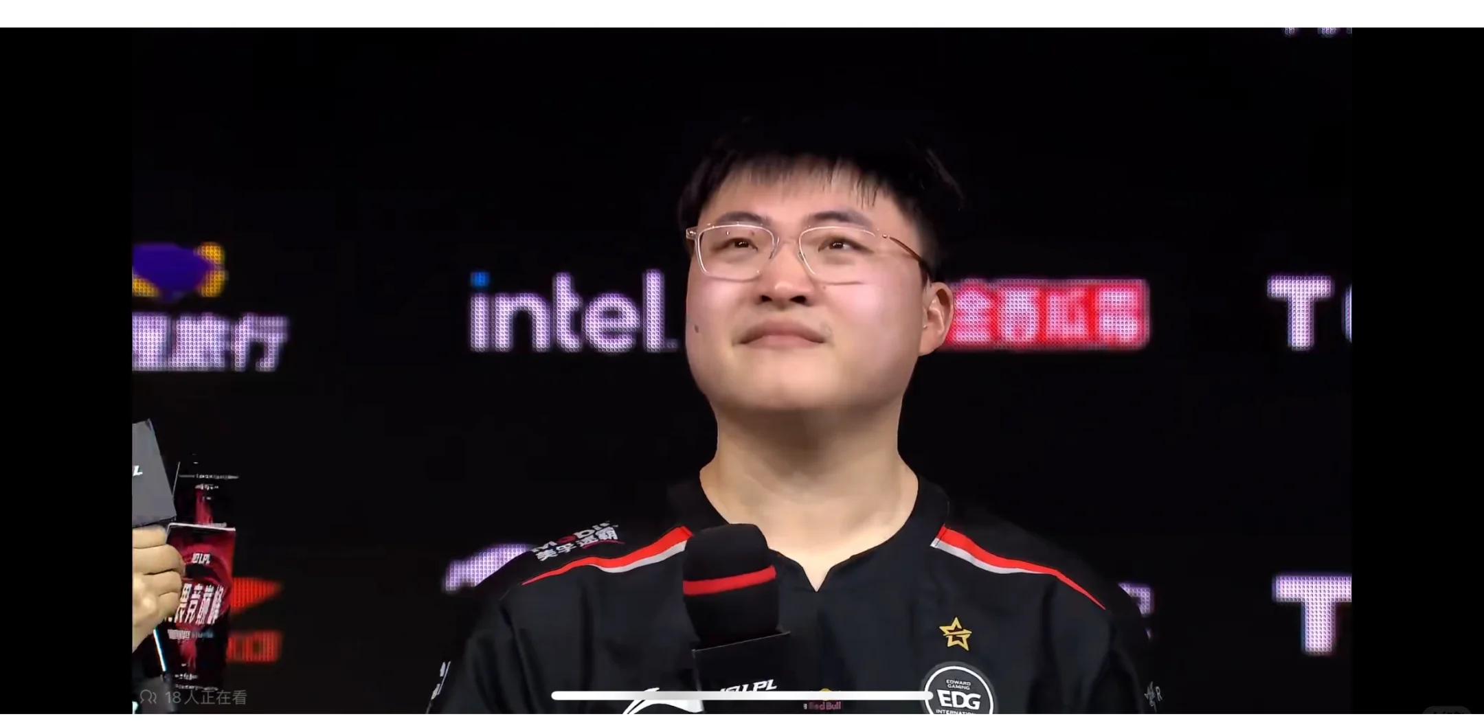 Uzi赛事官方发布挺进下一轮新规，FPX争议不断！的简单介绍