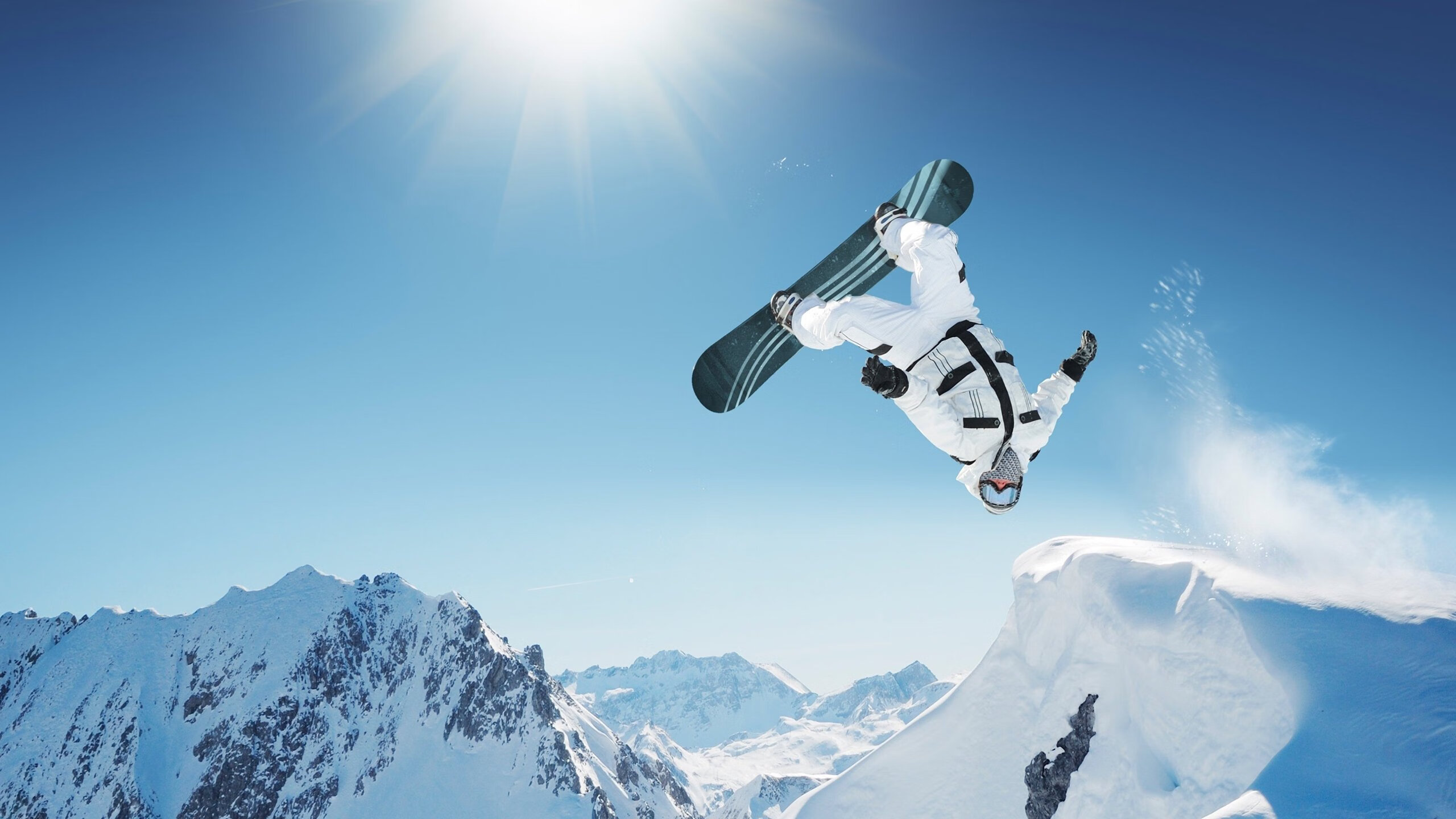 国王杯四强战爆出冷门！皇家马德里惊险洛杉矶快船，争冠形势突变